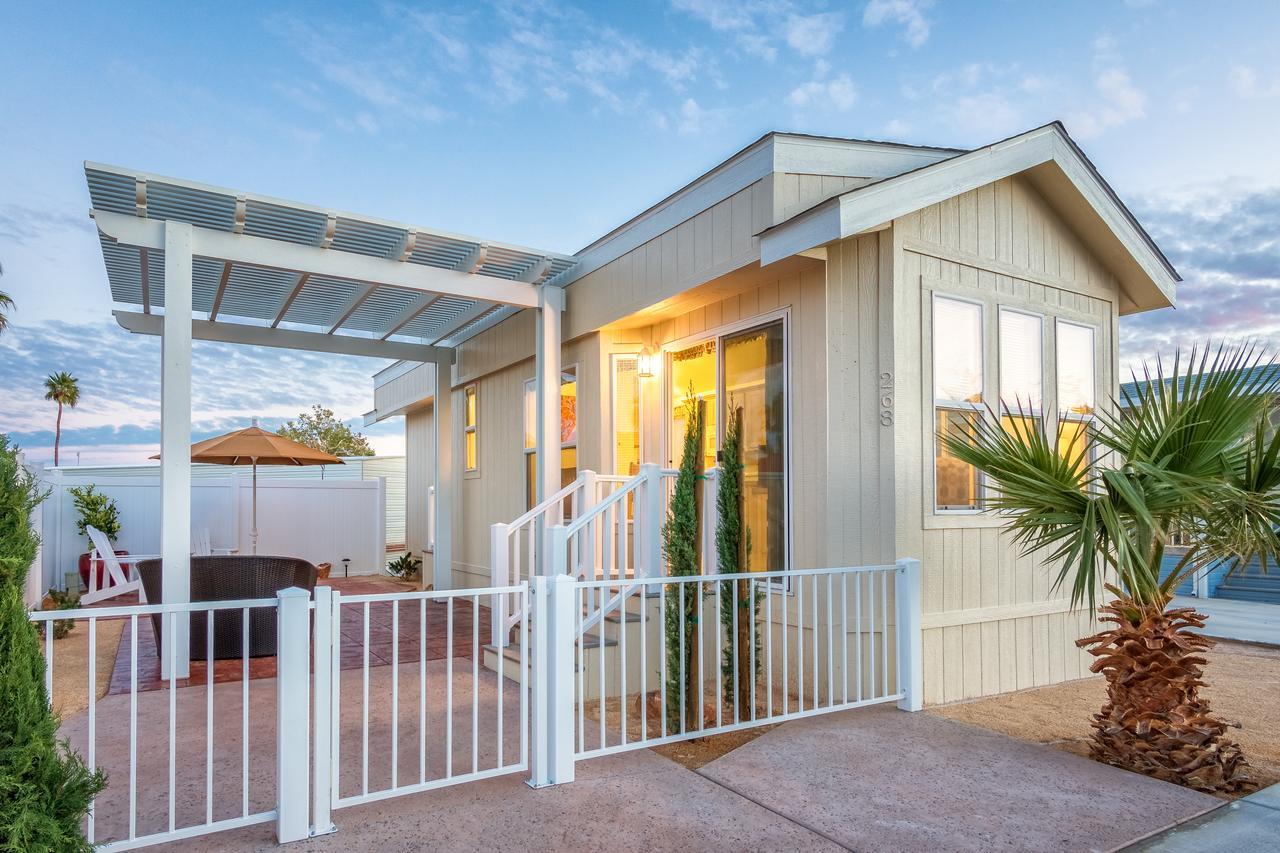Sky Valley Mineral Hot Springs Resort Desert Hot Springs Exterior photo